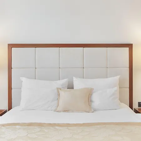 Marmont Heritage (adults Only) سبليت